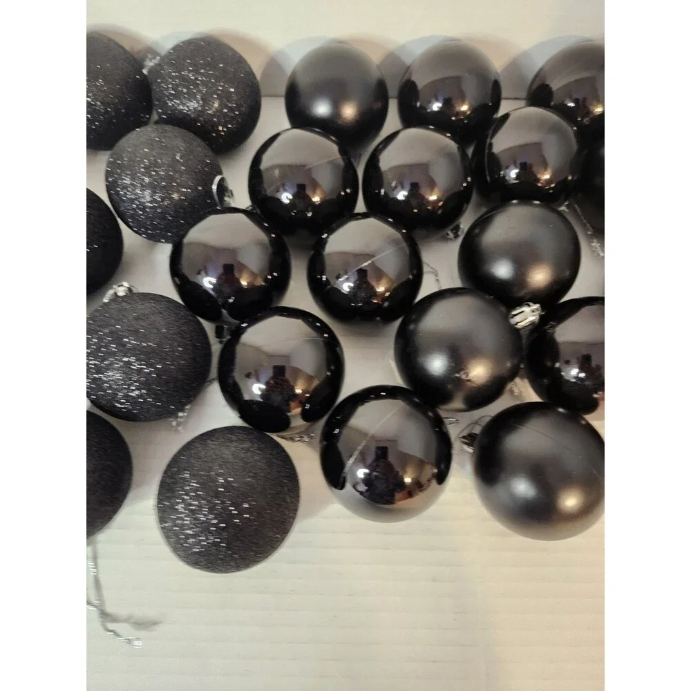 Lot Of 32 Black Christmas Balls 6 Cm Plastic